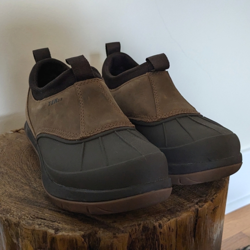 NWOT L.L. Bean Storm Chaser Boots Brown Size 8 Waterproof Slip On